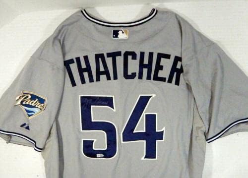 2011-ben a San Diego Padres Joe Thatcher 54 Játékban Használt Aláírt Szürke Jersey SDP0896 - Játék Használt MLB Mezek